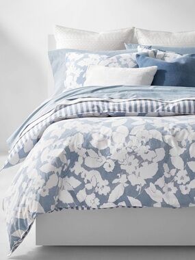 Ralph Lauren Willa Reversible Floral & Stripe Full/Queen Duvet